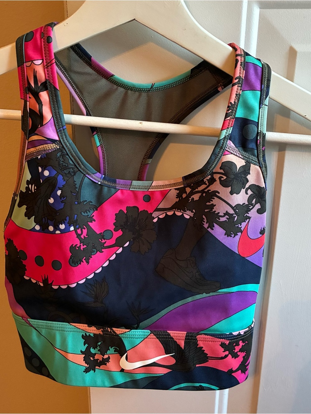 Nike Multicolor Abstract Print Sports Bra with Pink and Teal Accents